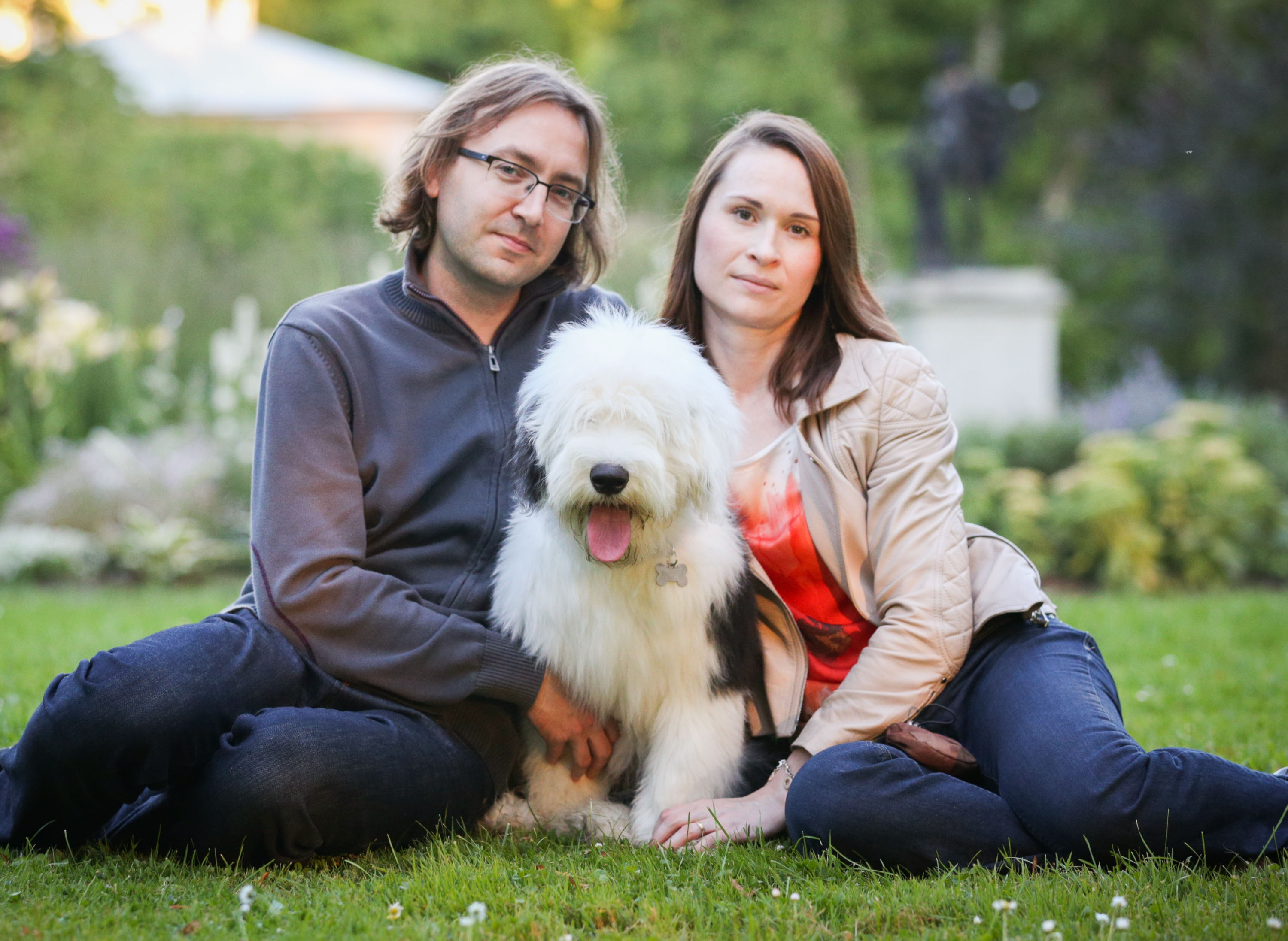 Anton ja Lena, Kether Translationsi asutajad